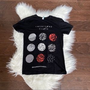 [Twenty One Pilots] Unisex Blurry Face Band Tee